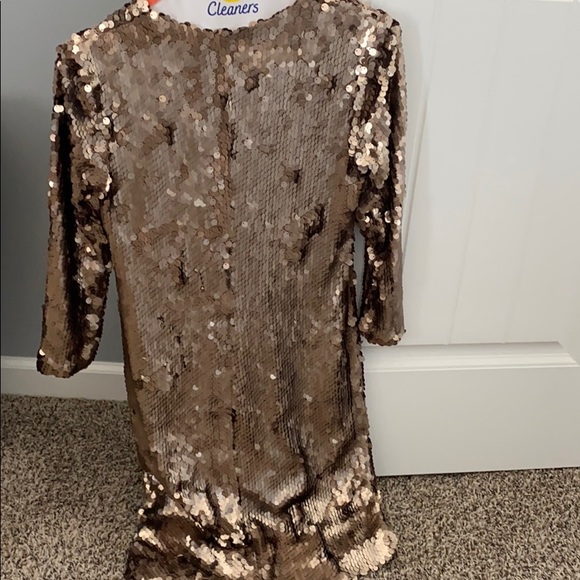 Donna Morgan gold sequin dress - Picture 4 of 5